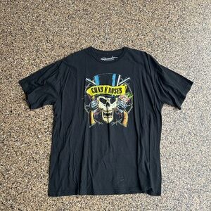 Bravado Black Guns N' Roses Skull Graphic Tee